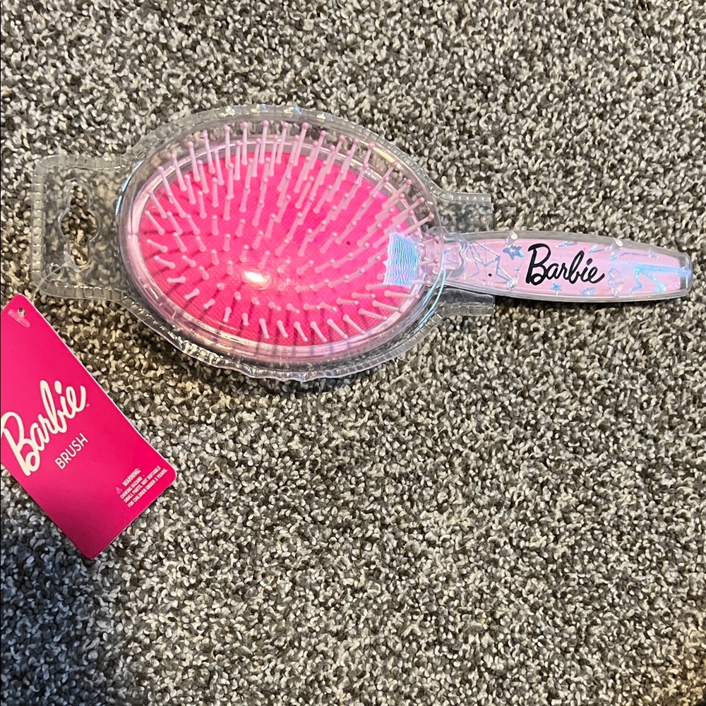 BNWT Girl’s Barbie Star Confetti Hairbrush!